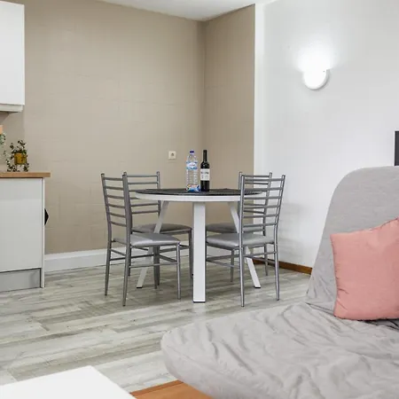 Apartmán Hopstays - Olympics With Indoor Pool