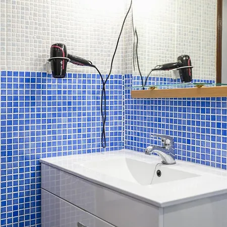 Hopstays - Olympics With Indoor Pool Apartmán